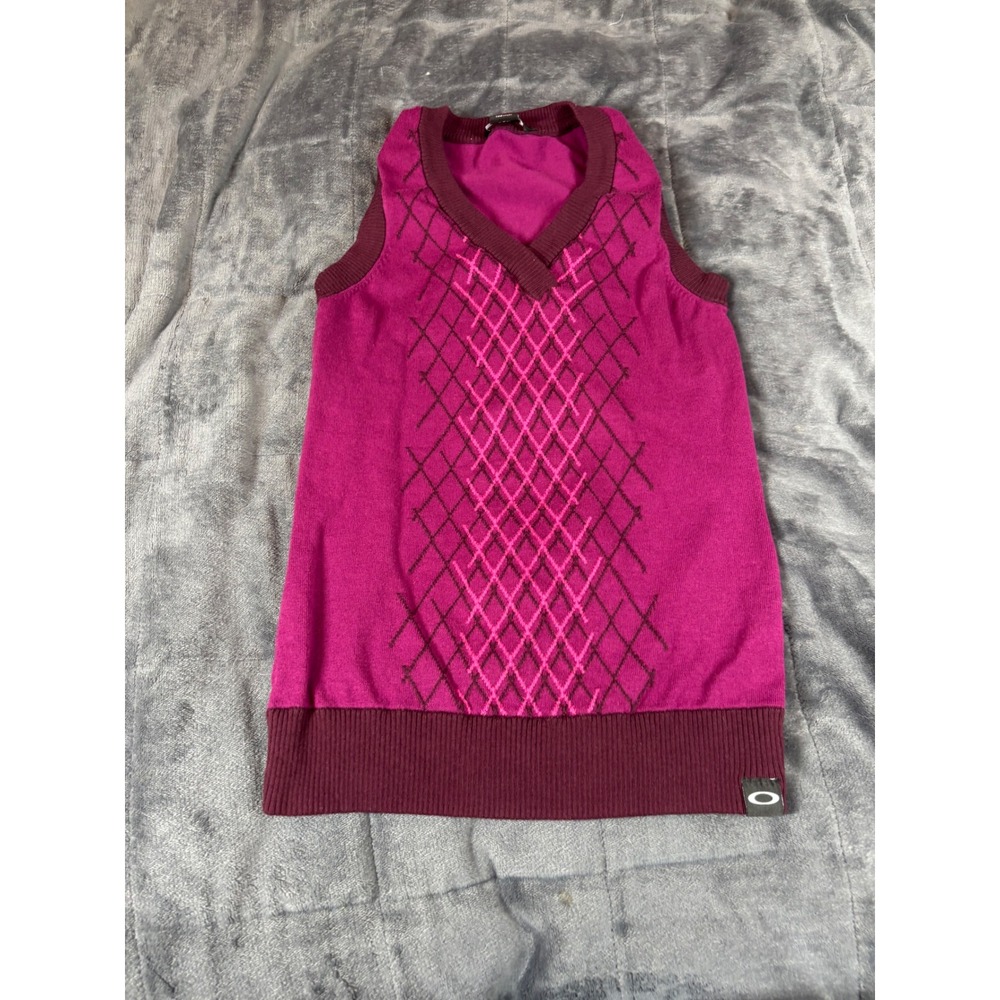 Oakley Womens XS Magenta Burgundy Argyle V-Neck Knit Sweater Vest Sleeveless